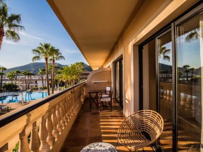 Отель Mon Port Hotel & Spa