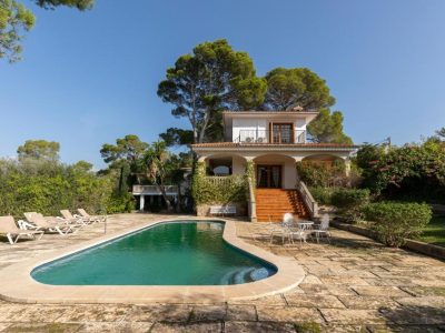 Villa Rosa, espaciosa casa con piscina