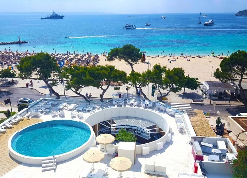 FERGUS Style Palmanova - Adultes seulement