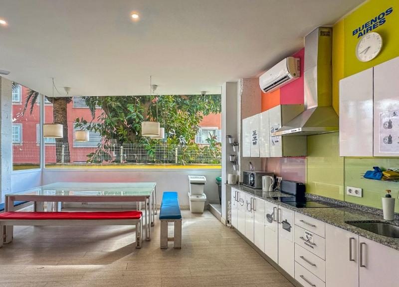 Palma Port Hostel - Albergue Juvenil