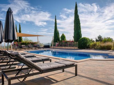 Casa Rosa: Exclusive Hilltop Estate with Heated Pool & Sea Views