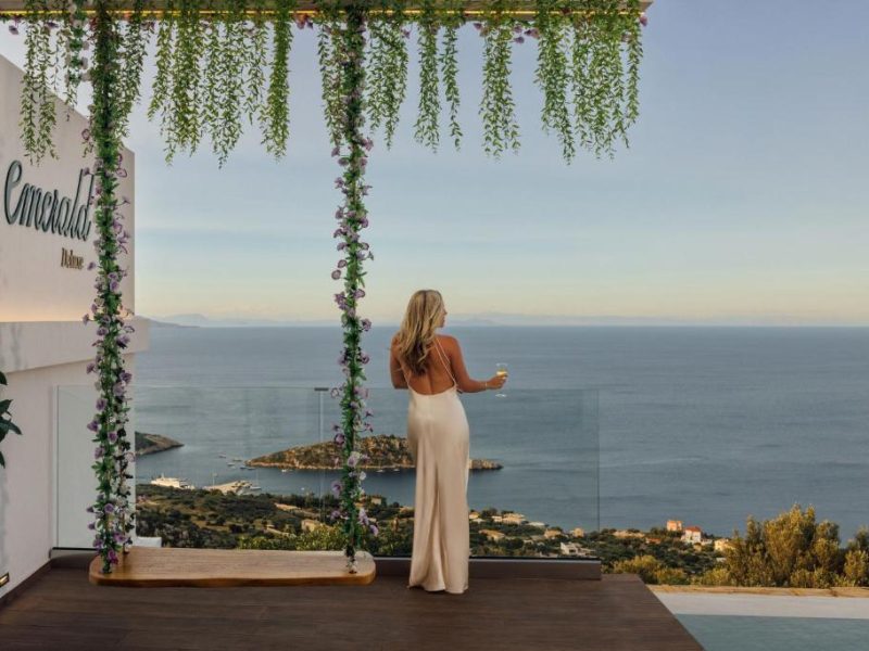 Emerald Villas & Suites - The Finest Hotels Of The World