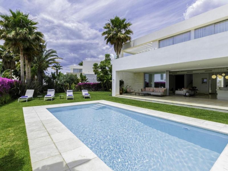 Fantástica Villa moderna en Rio Real