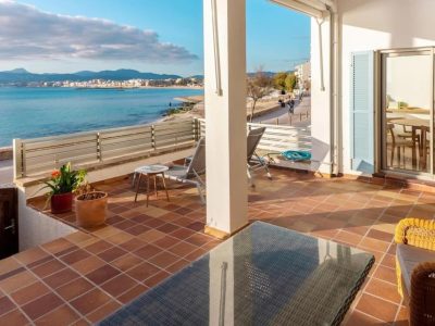 Las Rocas Beach-Ciutat Jardi Playa