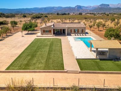 Mireia 2002 with pool and garden by BeBreeze Mallorca