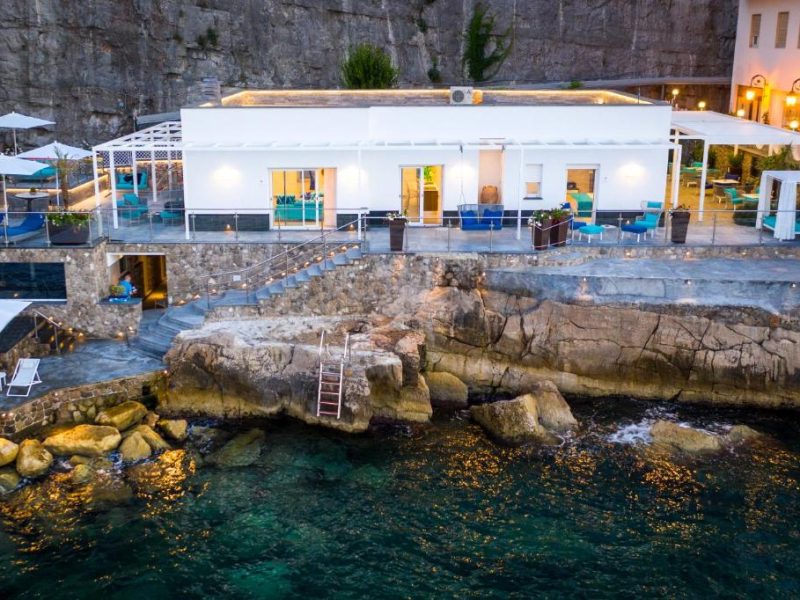 My Exclusive Italy - Beachfront Villa Sorrento & private sea access