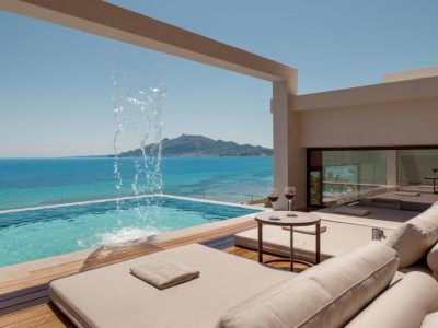Nerea Deluxe SeaFront Villa, Iconic Infinity Pool, By ThinkVilla
