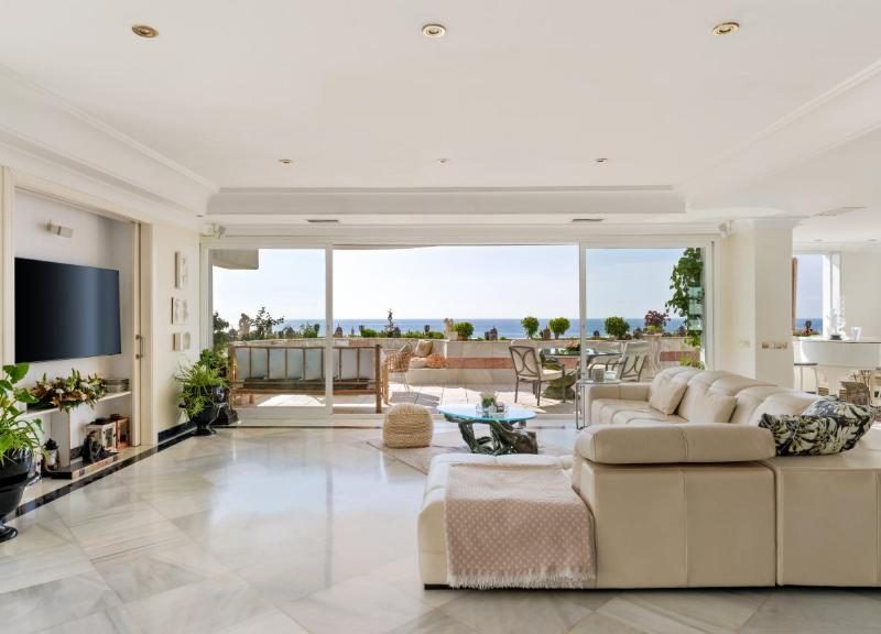 Sky Villa