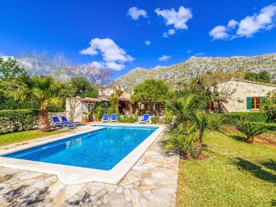 Traditional Pollensa Villa 3 Bedrooms Villa Rellafonta Mountain Views