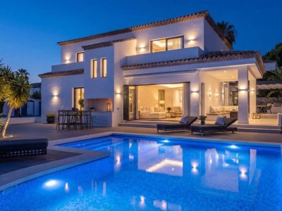 VACATION MARBELLA I Villa Lina, Golf Valley, Private Heated Pool, Jacuzzi, Gated Community, Close to Puerto Banus