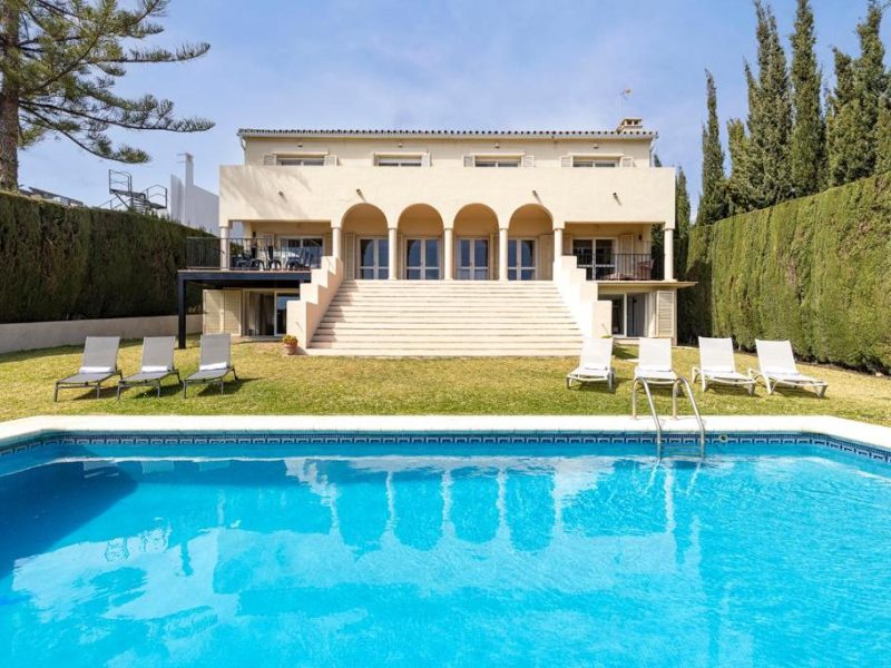 Vila 11 de Lirios Village Marbella - Fantastic Locație, Private Pool, Ping Pong masă & mai mult
