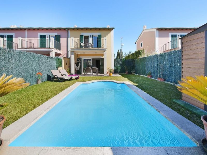 Villa Syrah