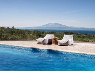 Villa Venia - Cozy Escape with Scenic Sew View, by ZanteWize