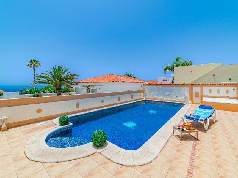 Angel's Poolside Villa