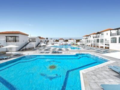 Broncemar Beach Suites