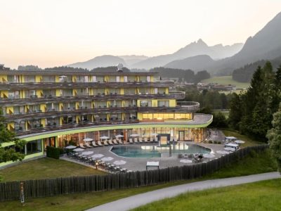DAS SIEBEN - Adults Only