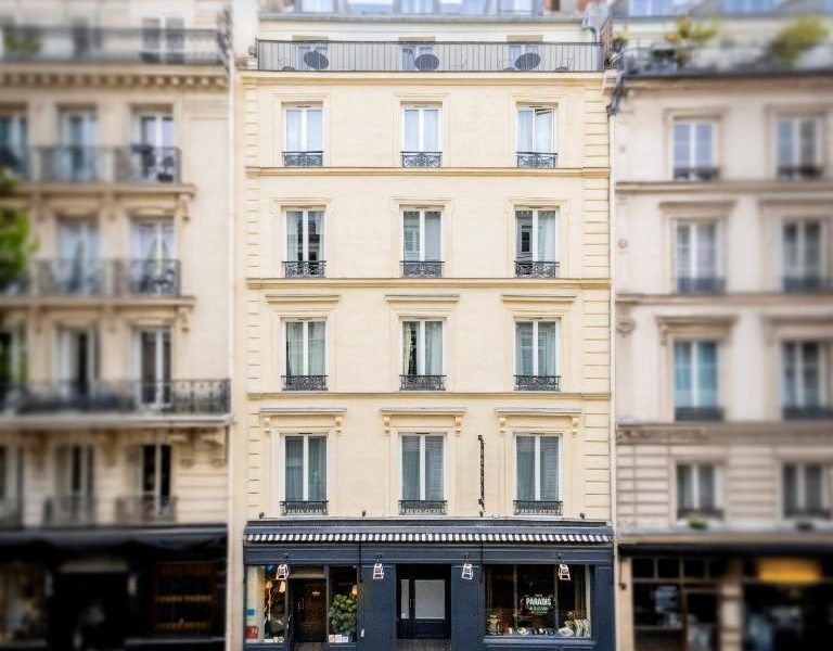 Hotel Paradis