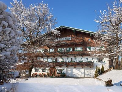 Landsitz Römerhof - Hotel Apartments