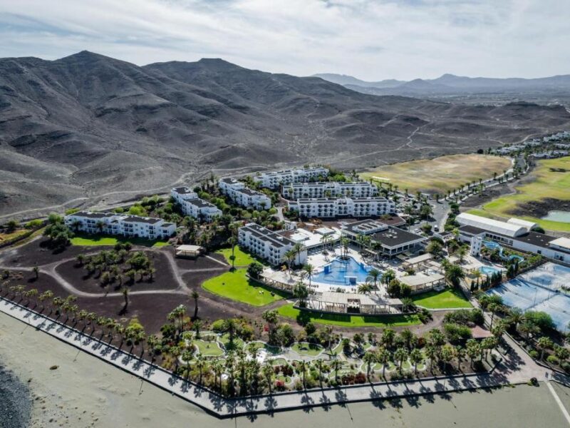 Playitas Aparthotel - Sports Resort
