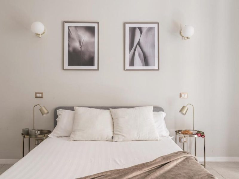 The Best Rent - Bright flat near San Pietro